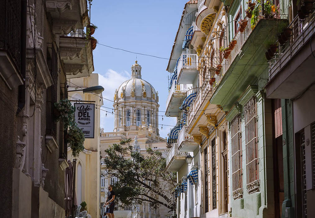 Havana Travel Guide: Uncovering a Caribbean Gem